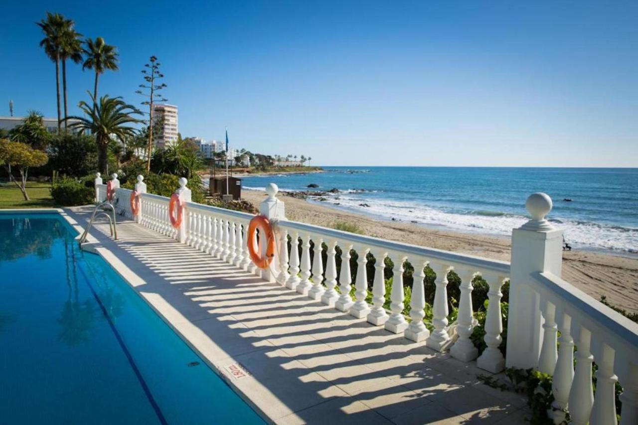 Holidays2Mijas Costa Lubina Del Sol Frontline Beach, Pool, Terrace, Seaview & Parking Sitio de Calahonda Extérieur photo